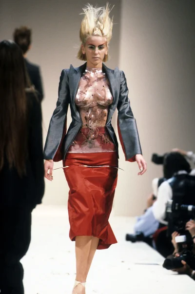 Look 64